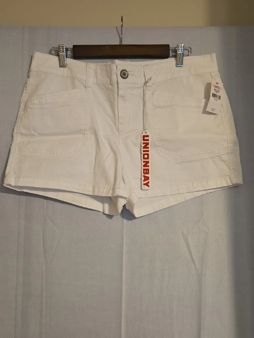 UNIONBAY White Delaney Jean Shorts Sz 13 NWT - Picture 1 of 7